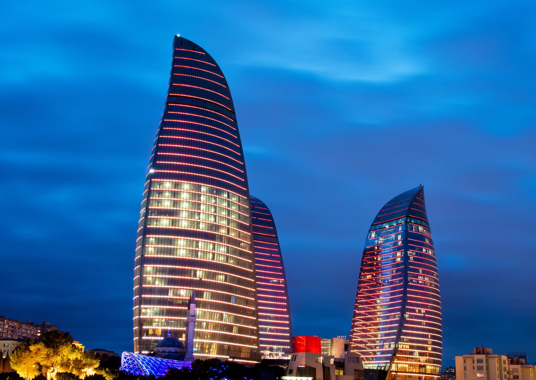 Fairmont Baku, Flame Towers: A Complete Guide to the City's Iconic Hotel