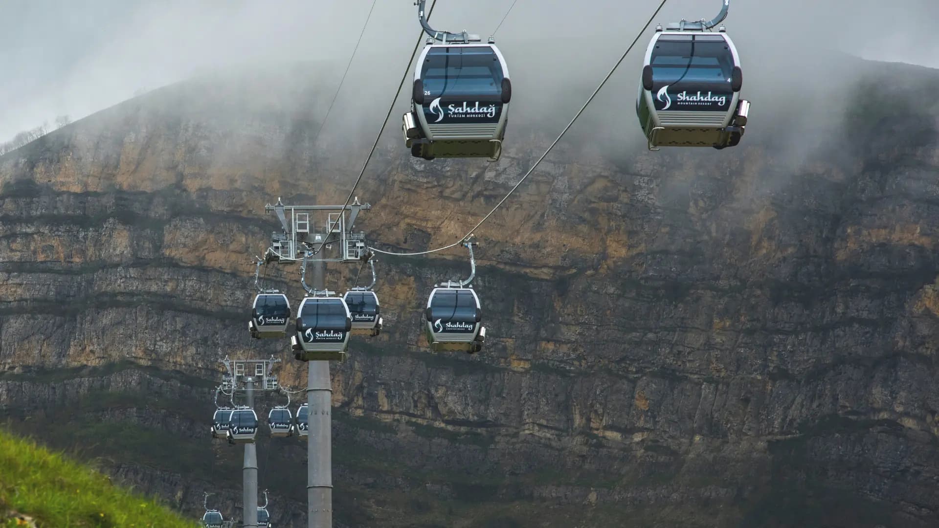 Guba and Shahdag Day Tour from Baku with Candy Cane Mountains
