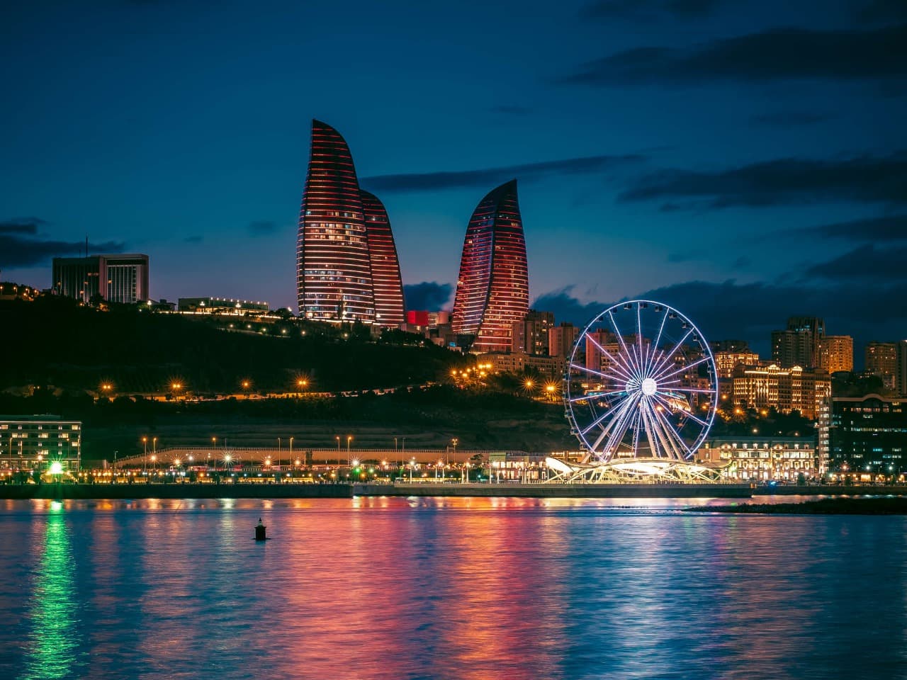 Baku Night Tour – Panoramic Evening City Tour and Illuminated Landmarks