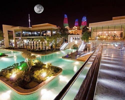Baku Night Tour – Panoramic Evening City Tour and Illuminated Landmarks